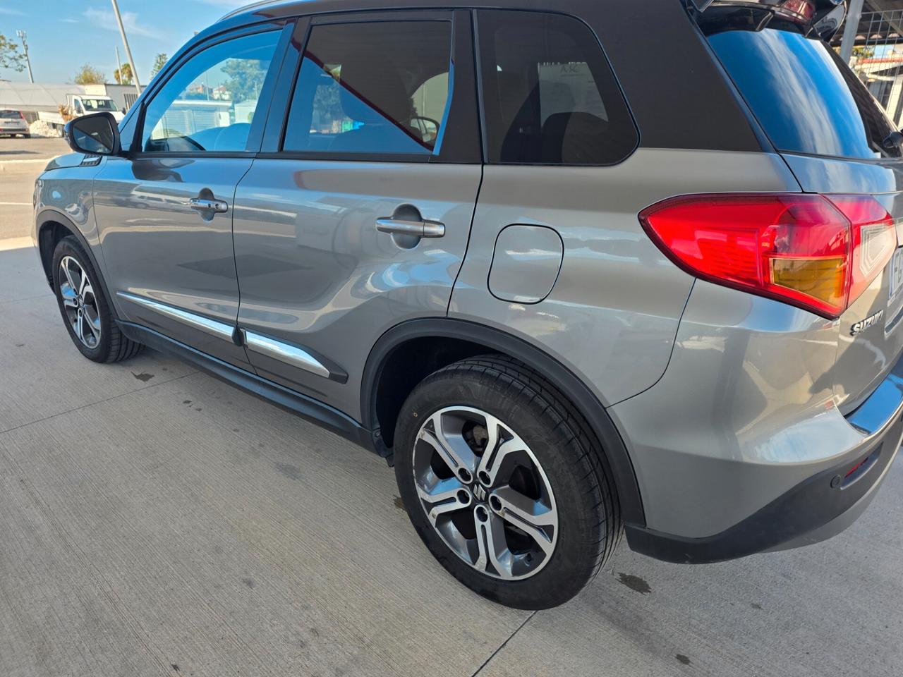 Suzuki Vitara 1.6 DDiS 4WD AllGrip DCT V-Top