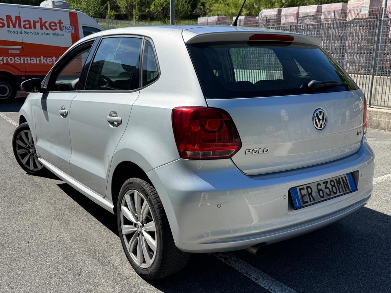 Volkswagen Polo 1.6 TDI tagliandi solo casa madre 2014