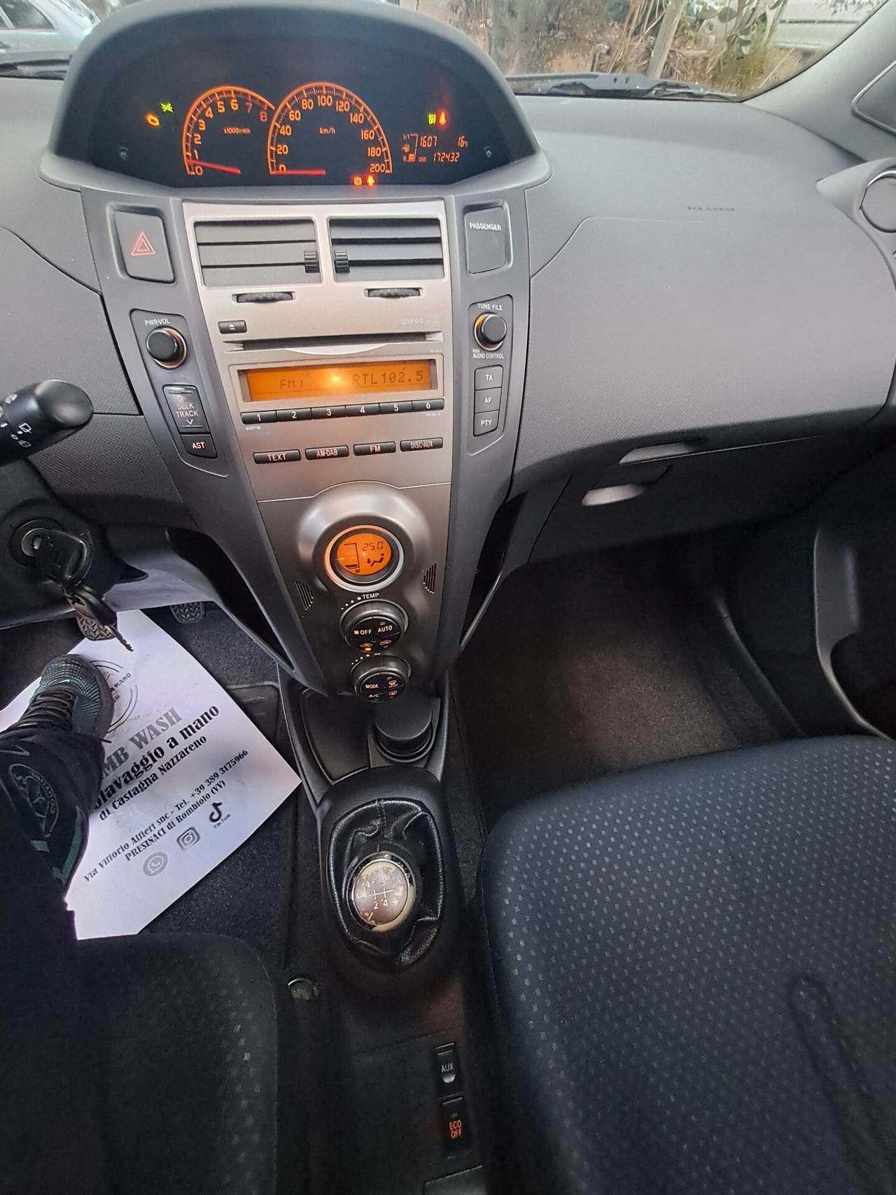 Toyota Yaris 1.3 5 porte Sol