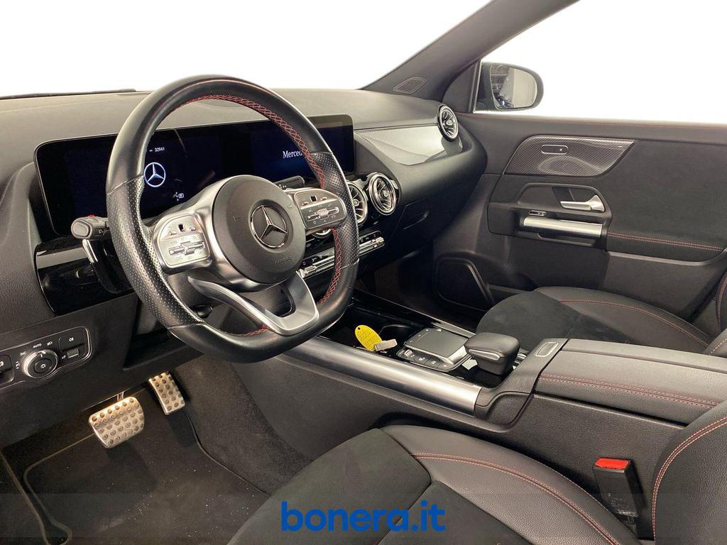 Mercedes GLA 200 200 D Premium 8G-DCT