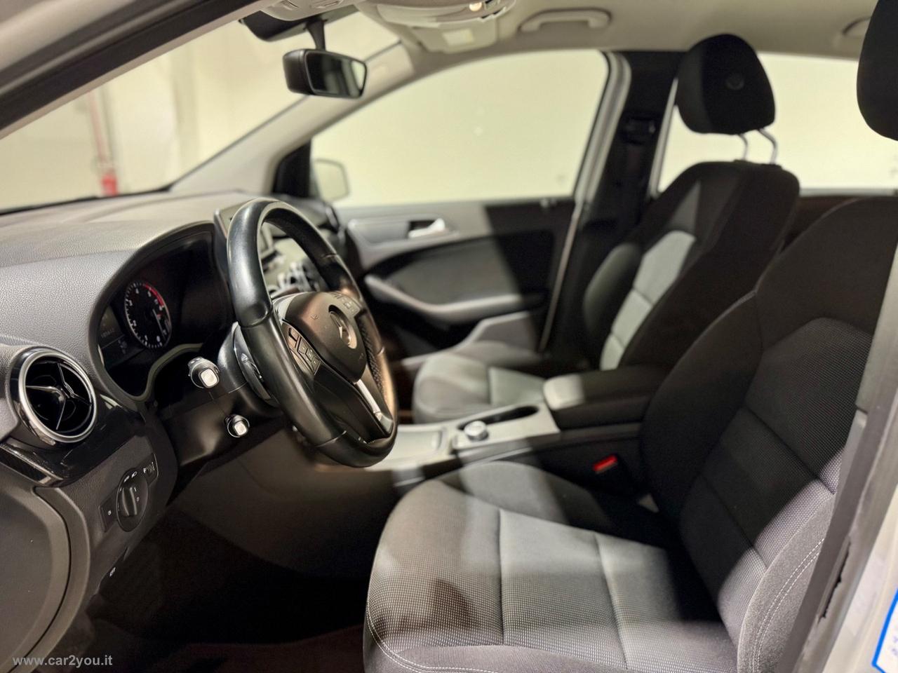 MERCEDES-BENZ B 180 CDI Automatic Executive