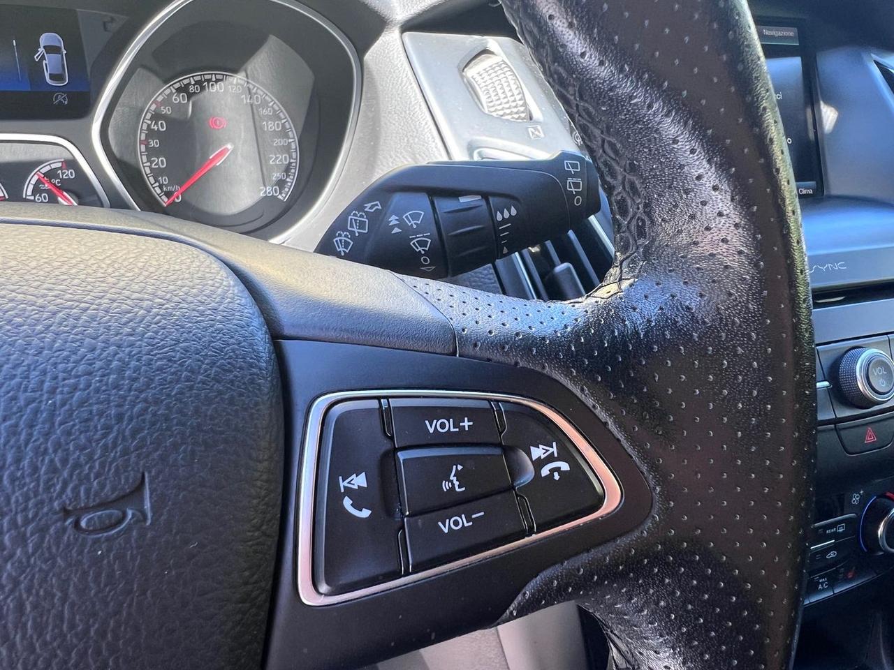 Ford Focus ST 2.0 EcoBoost 250 CV #10875