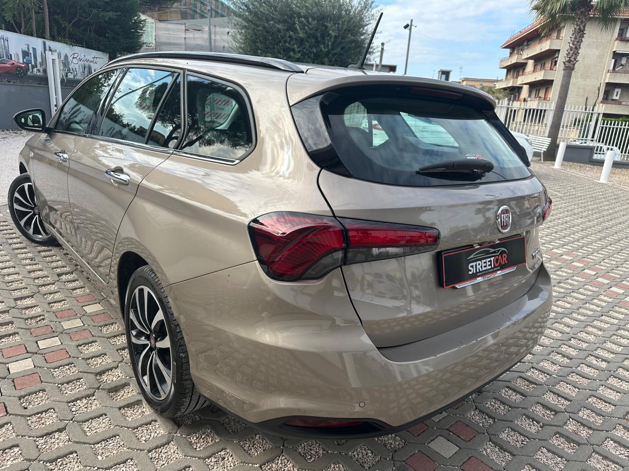 Fiat Tipo 1.3 Mjt S&S SW Lounge