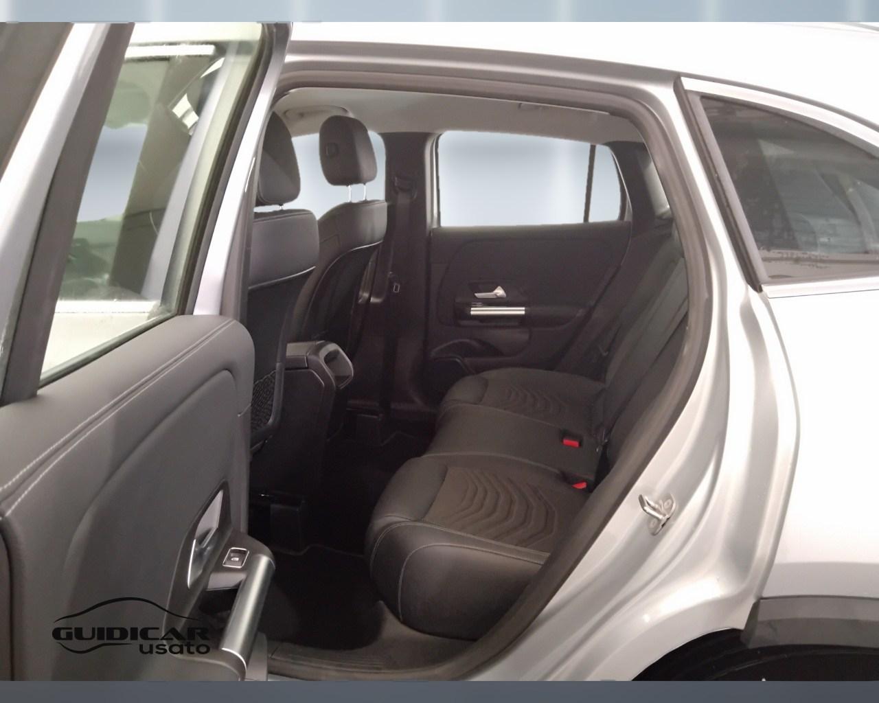 Mercedes-Benz GLA-H247 2023 - GLA 180 d Progressive Advanced auto