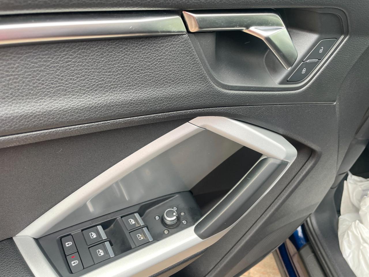Audi Q3 35 TDI S tronic Business