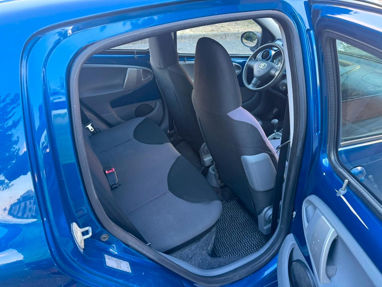 Toyota Aygo 1.0 benzina automatica