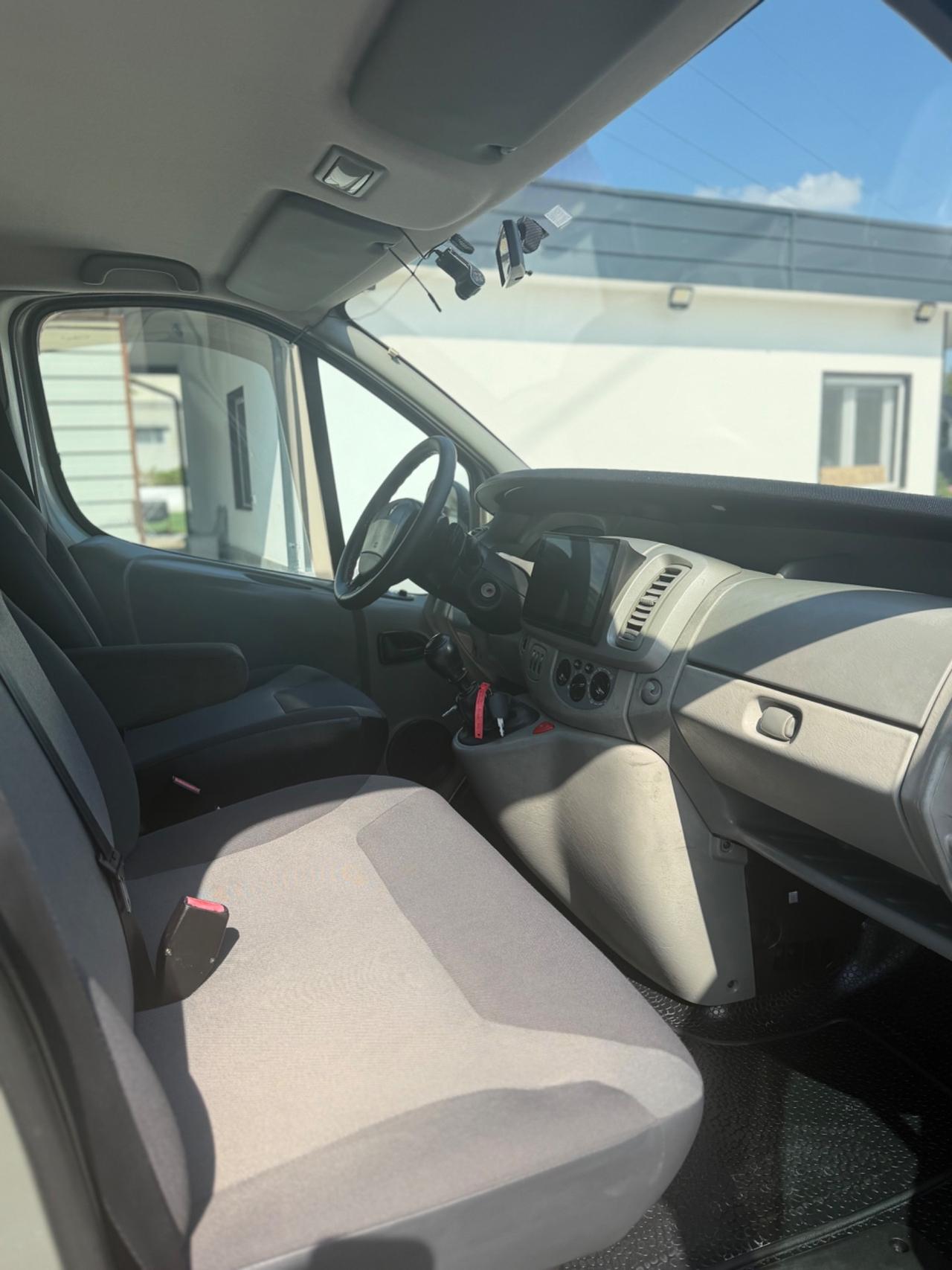 Renault Trafic T29 2.0 dCi/115 PC-TN Passenger Confort 9Posti