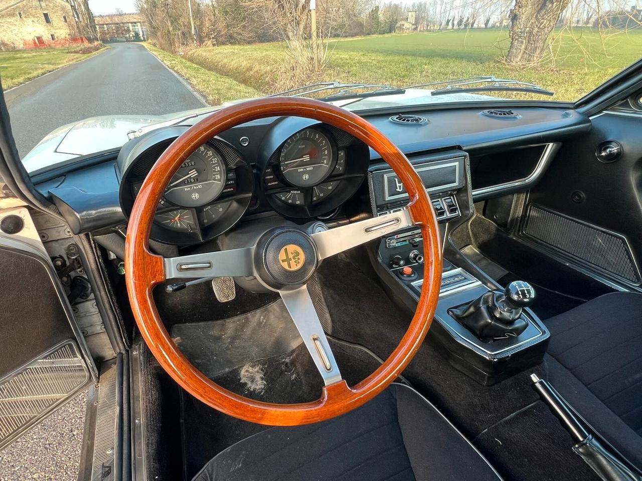 Alfa Romeo Montreal 2.600 V8