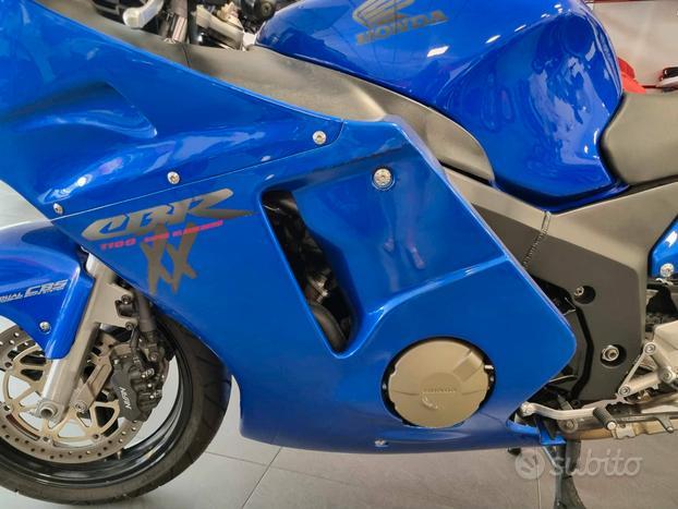 Honda CBR 1100 XX- 23680 KM- 1999