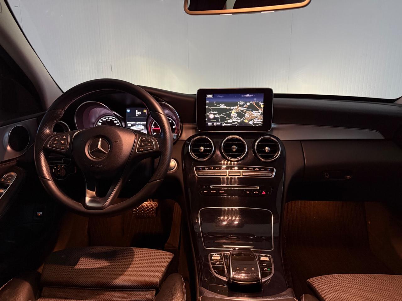Mercedes-benz C 220 d Auto Sport
