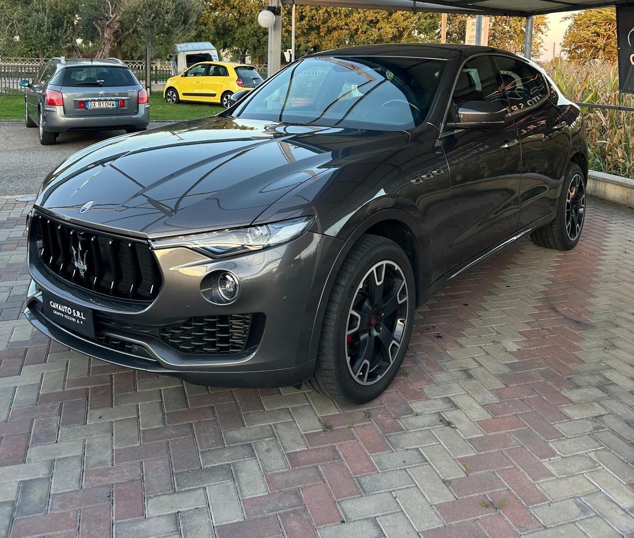 Maserati Levante motore nuovo