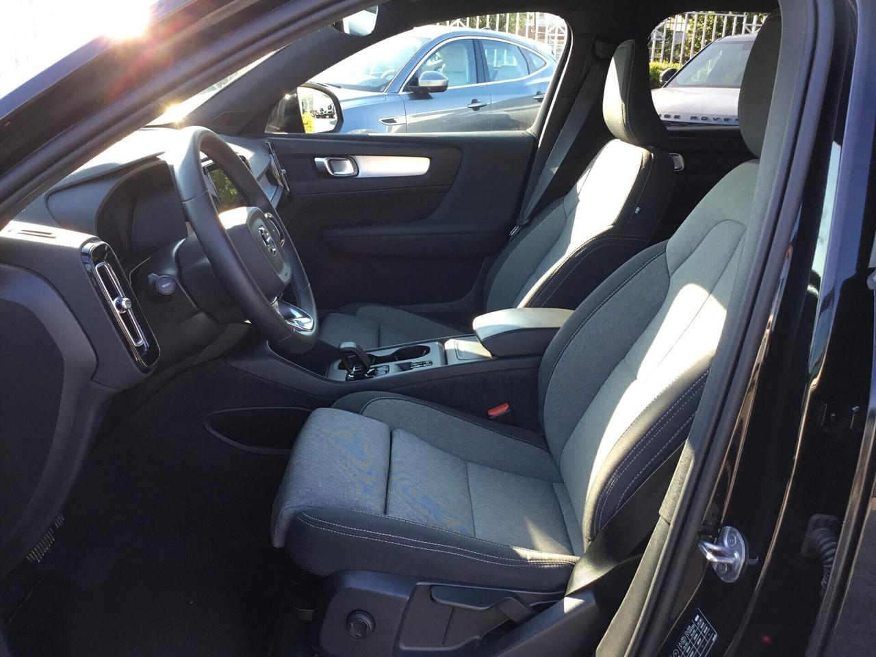 Volvo XC40 T2 Core CAMBIO AUTOMATICO