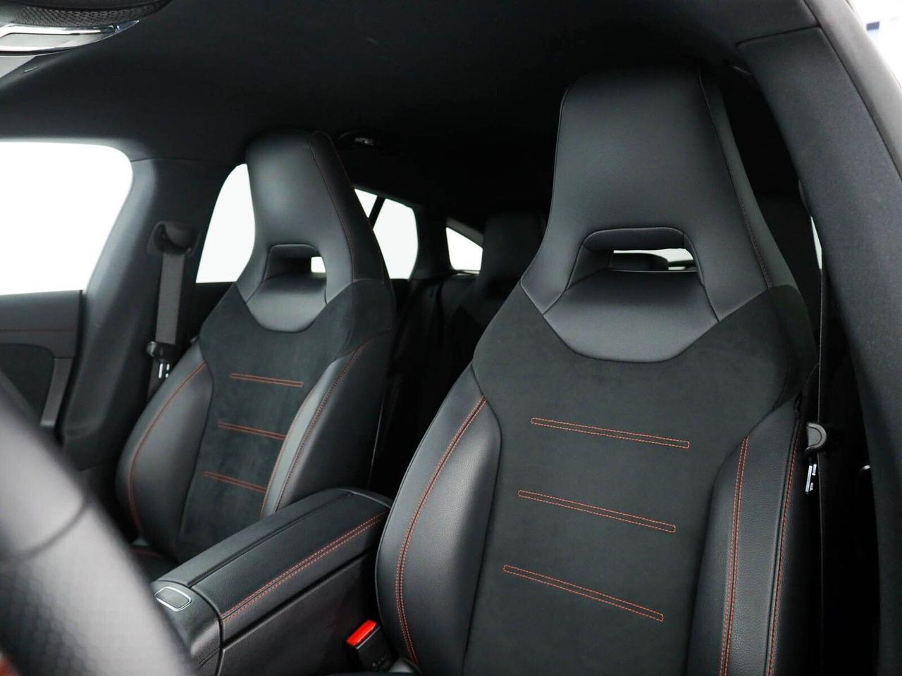 Mercedes-benz CLA 200d Automatic SB Premium Plus Led Ambient