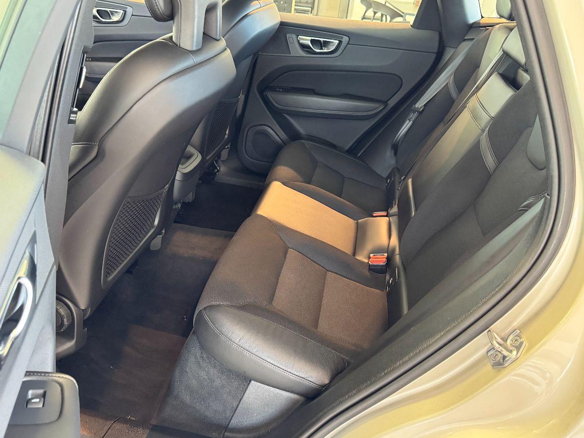 VOLVO XC60 D4 AWD Geartronic Inscription