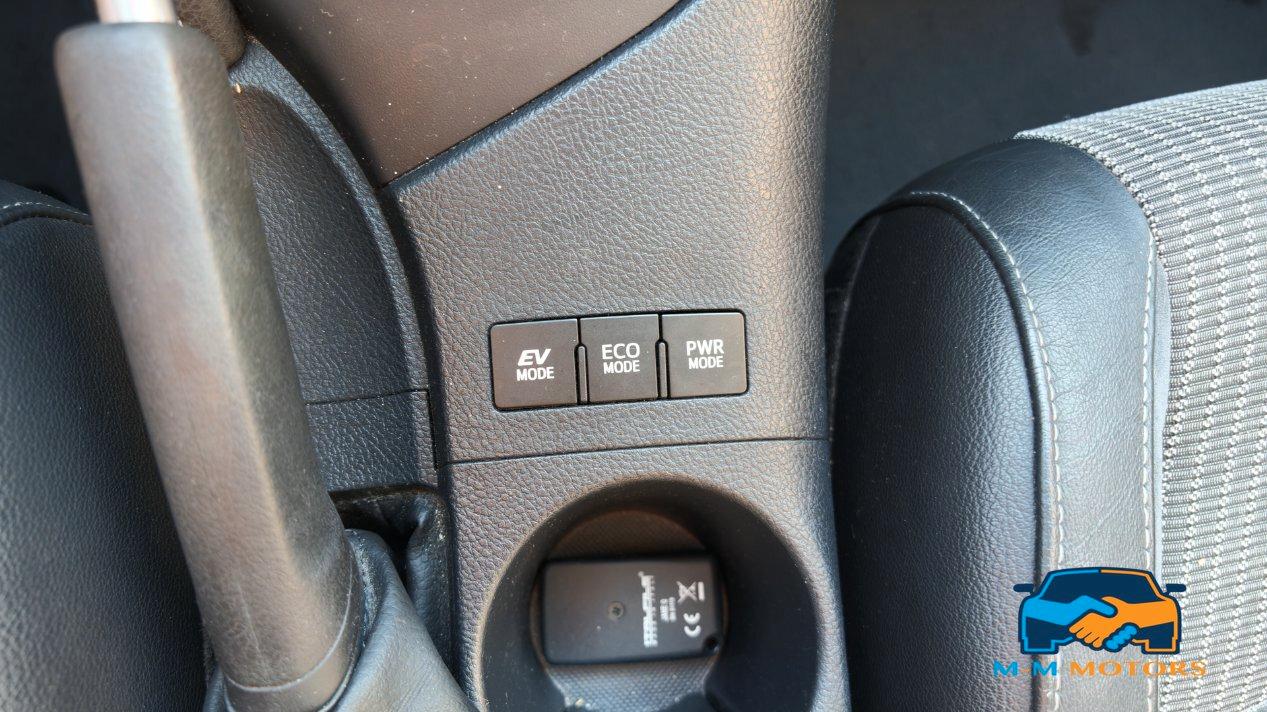Toyota Auris 5 Porte Auris 1.8h Lounge cvt