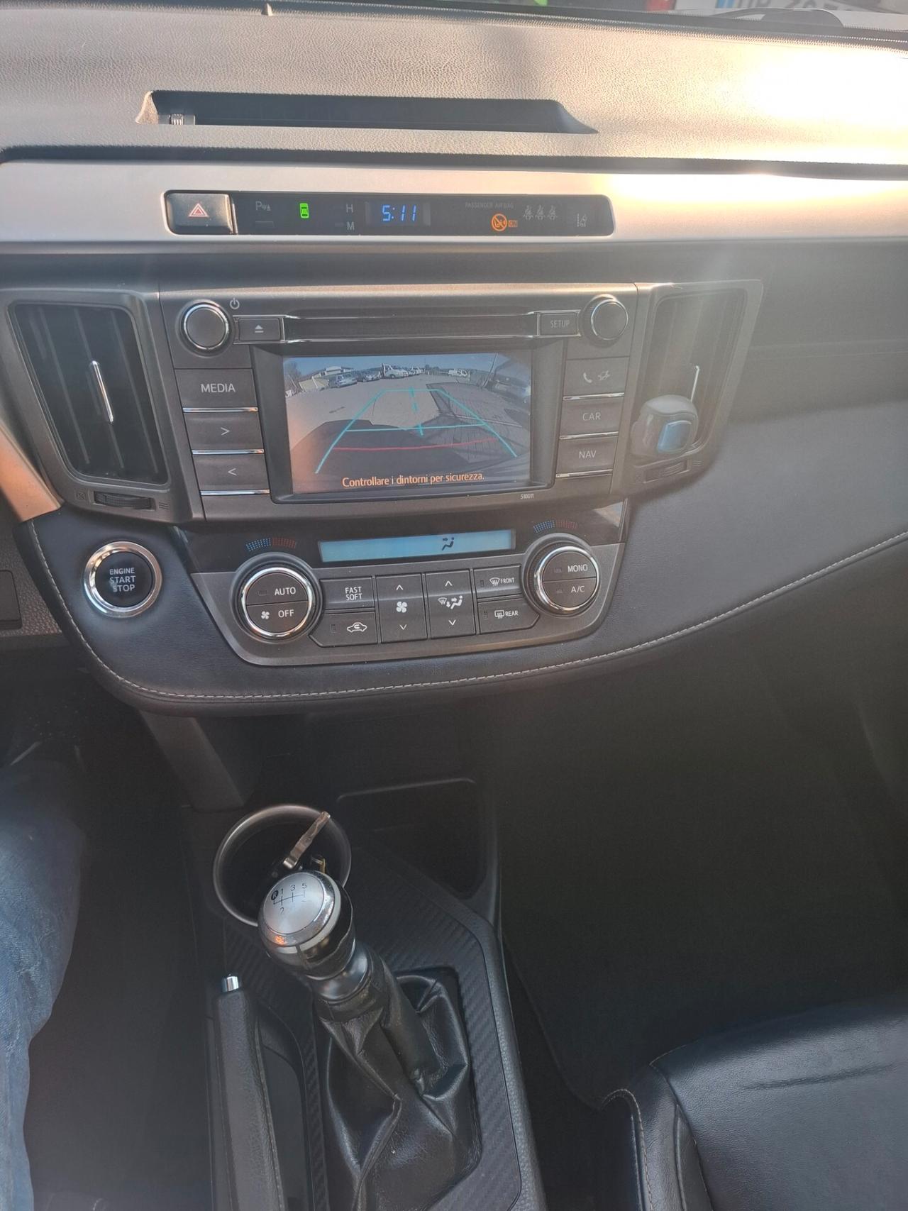 Toyota RAV 4 RAV4 2.0 D-4D 2WD Active