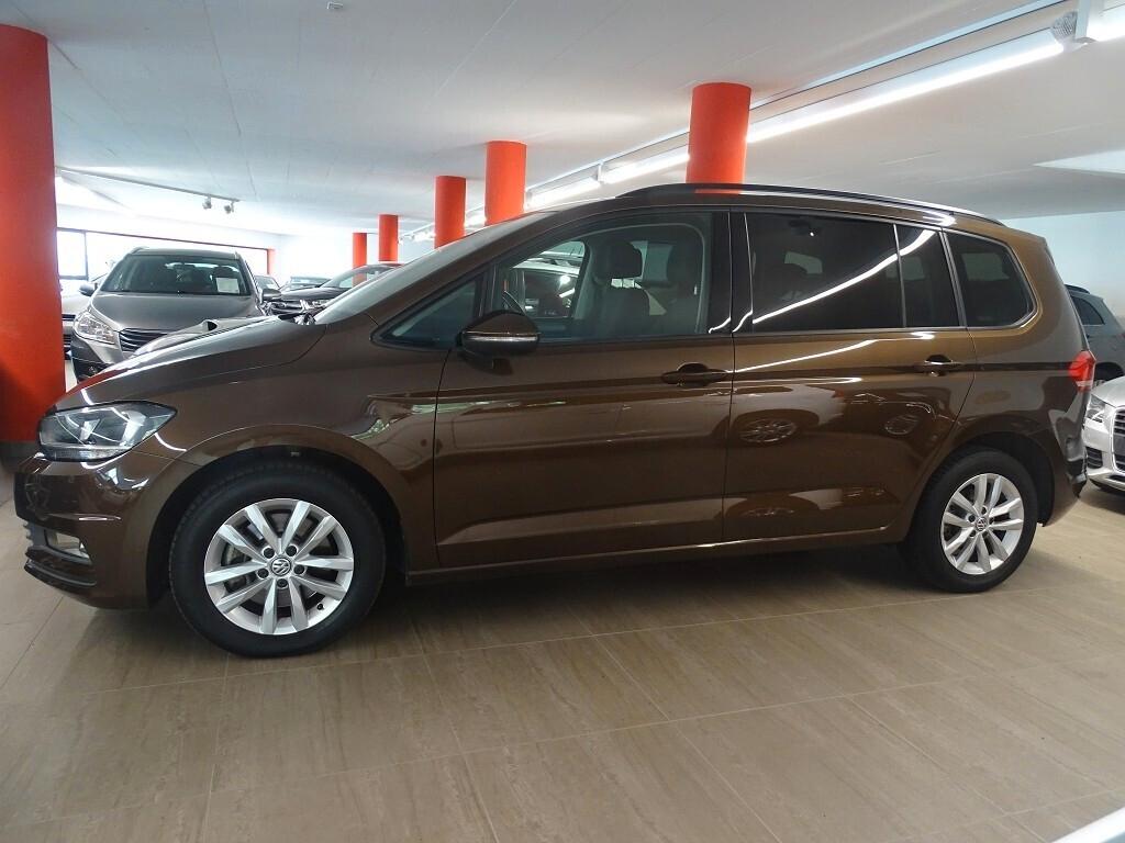 VW Touran TDI 7 posti PDC Navi Euro 6