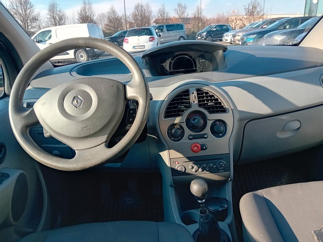 Renault Modus 1.2 16v 75 cv E4 GANCIO TRAINO