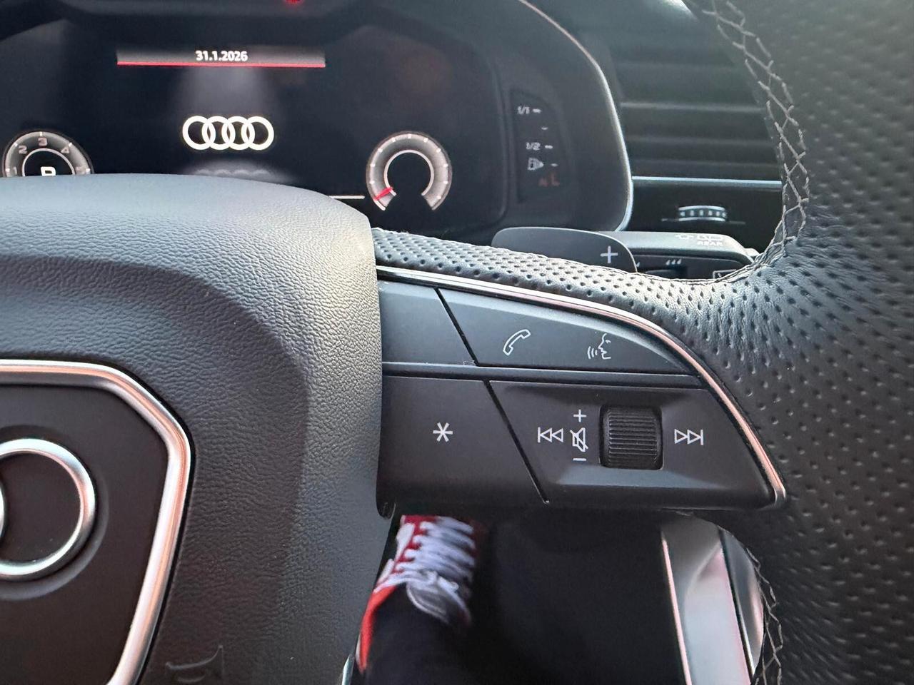 Audi Q8/50 TDI/286 CV/QUATTRO/SLINE/C-AUT/NAVI/PDC/TEL-POST/CERCHI21/V.PRIV/CLIMA 4 ZONE/SOFT CLOSE!!