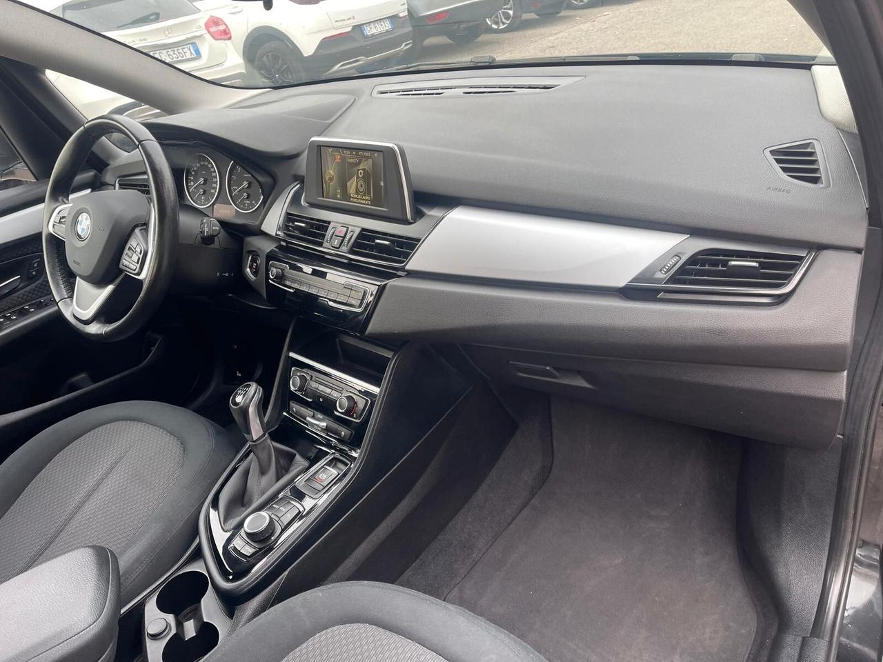 Bmw 216 218i Active Tourer Advantage