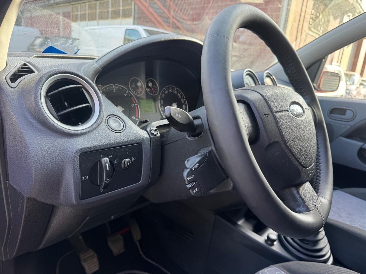 Ford Fiesta 1.4 TDCi 5p. Ghia 2008