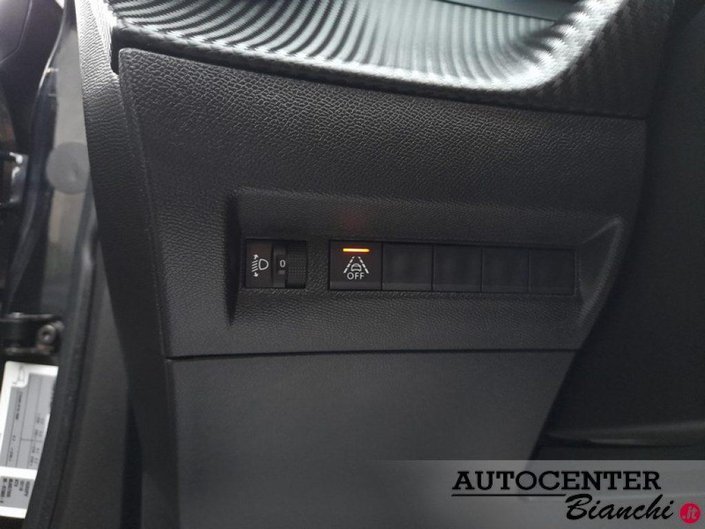 PEUGEOT 2008 BlueHDi 110 S&S Active Pack