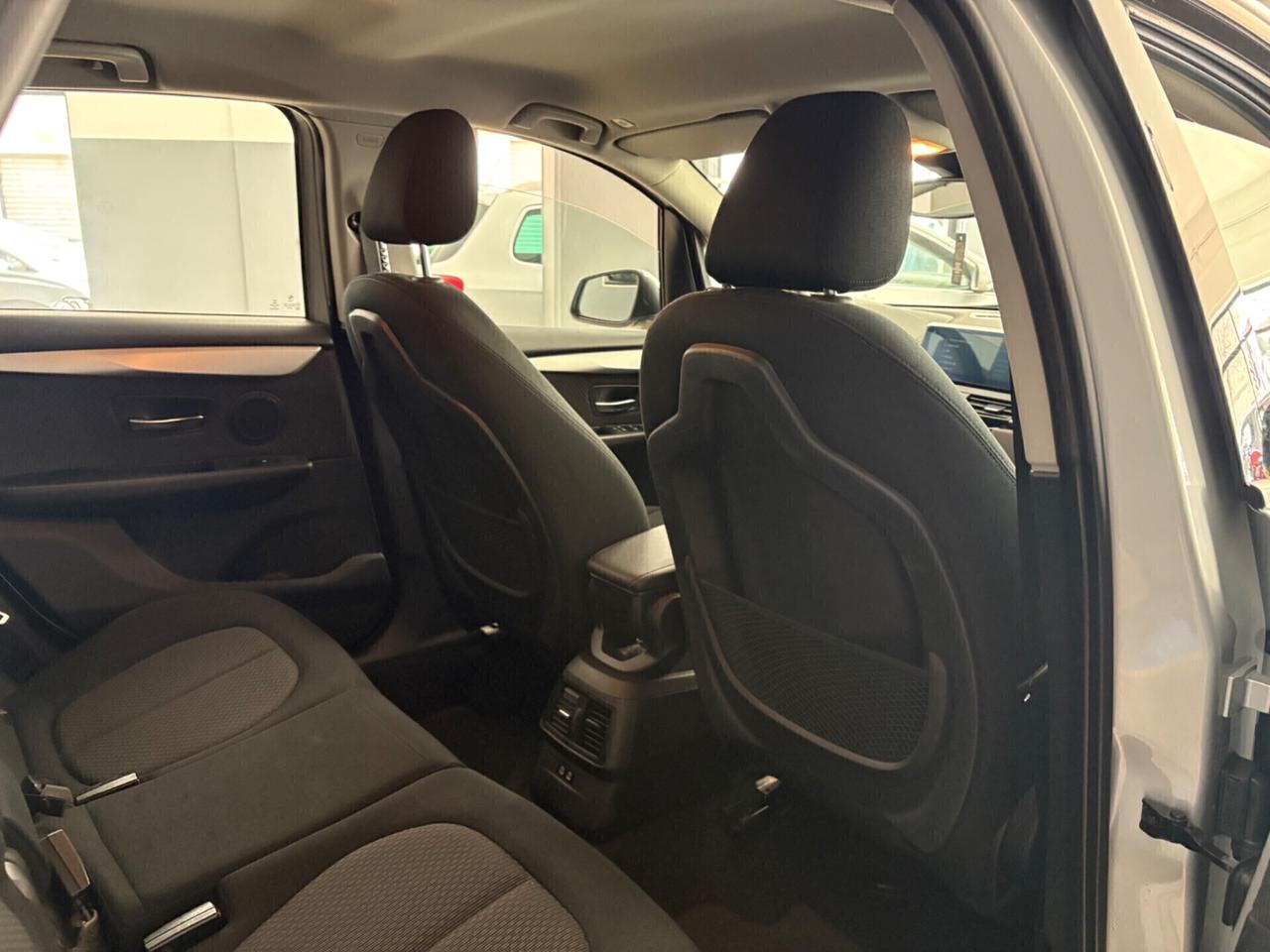 Bmw 2er Active Tourer 216d Active Tourer Business