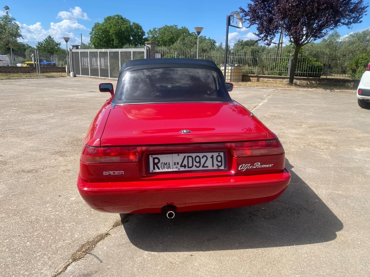 Alfa Romeo Spider 1.6