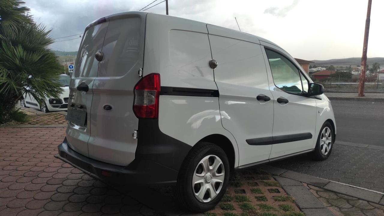 Ford Transit Courier 1.5 TDCi 75CV Van Trend