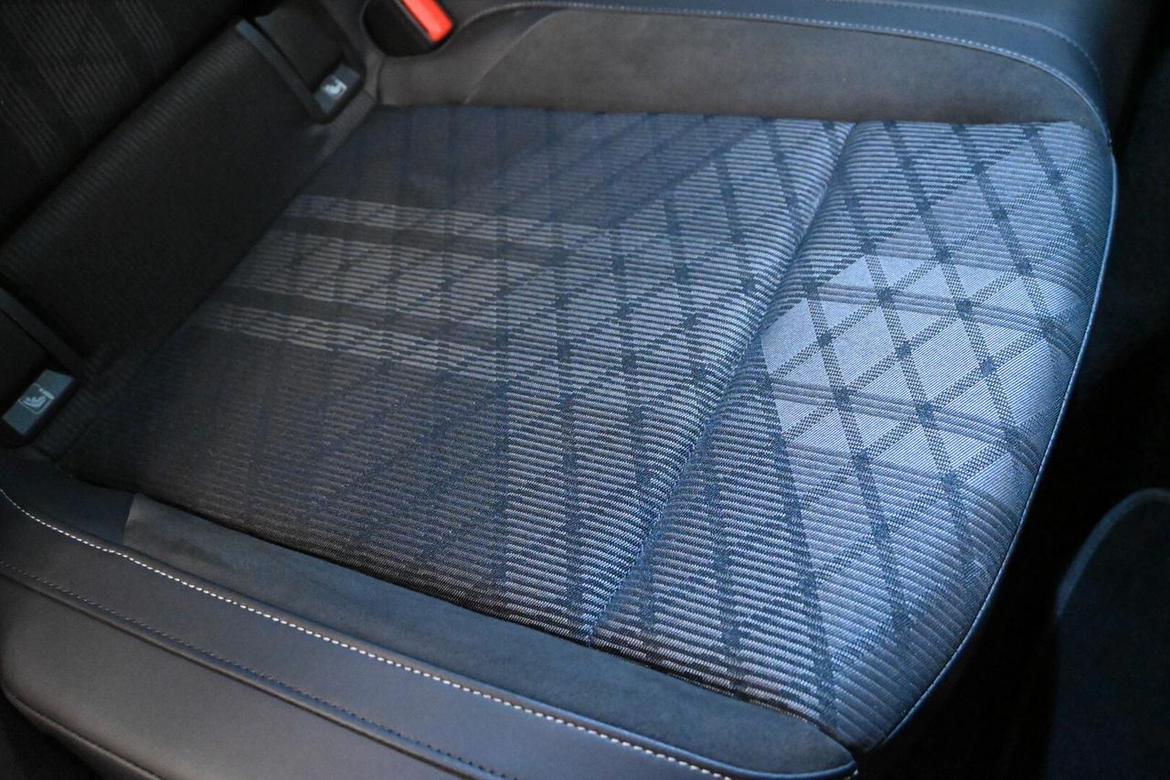 VOLKSWAGEN Golf 8ª serie Golf 2.0 TDI 150 CV D...