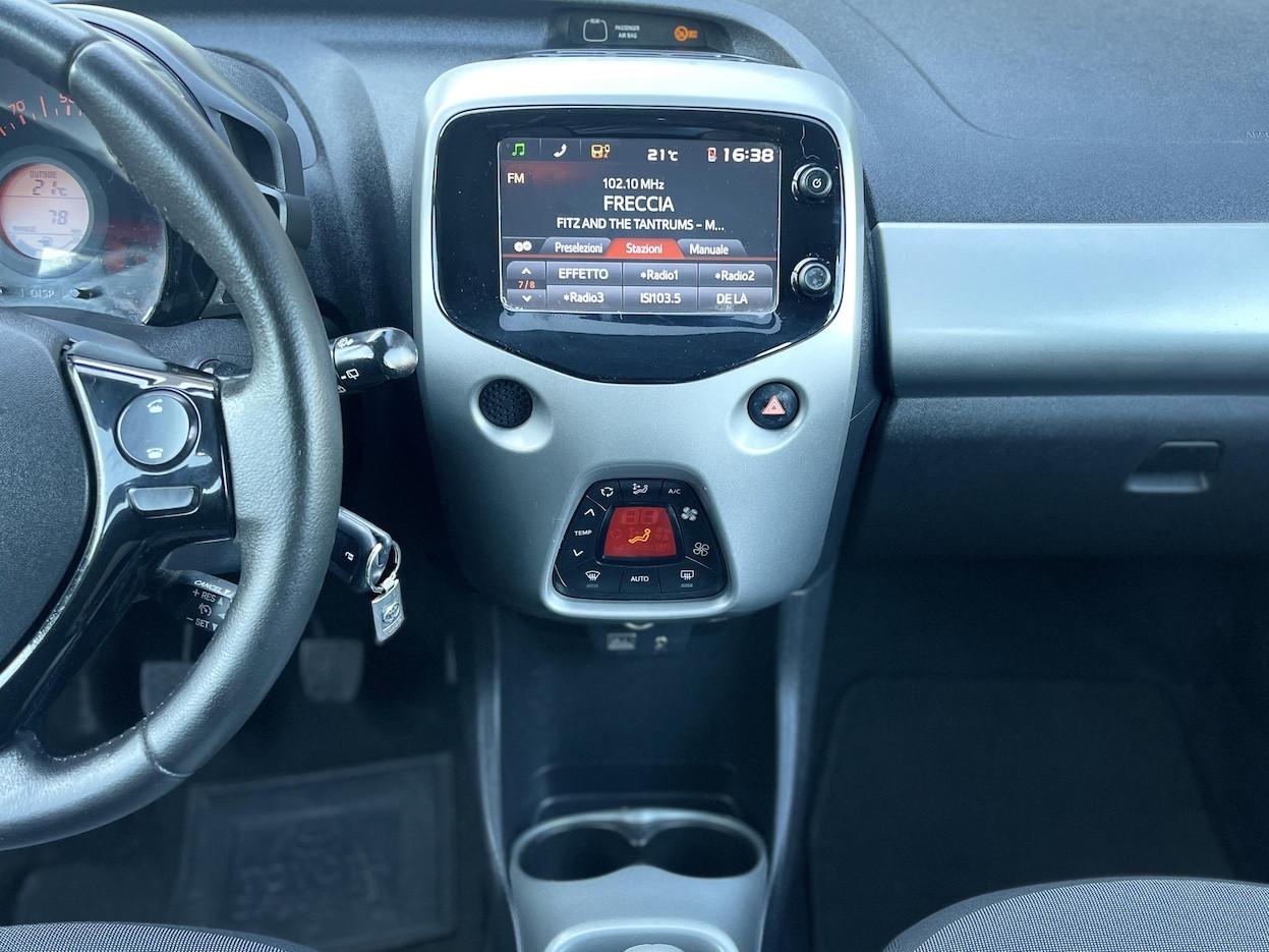 Toyota Aygo 5 Porte 1.0 Benzina 69CV E6 Neo - 2015