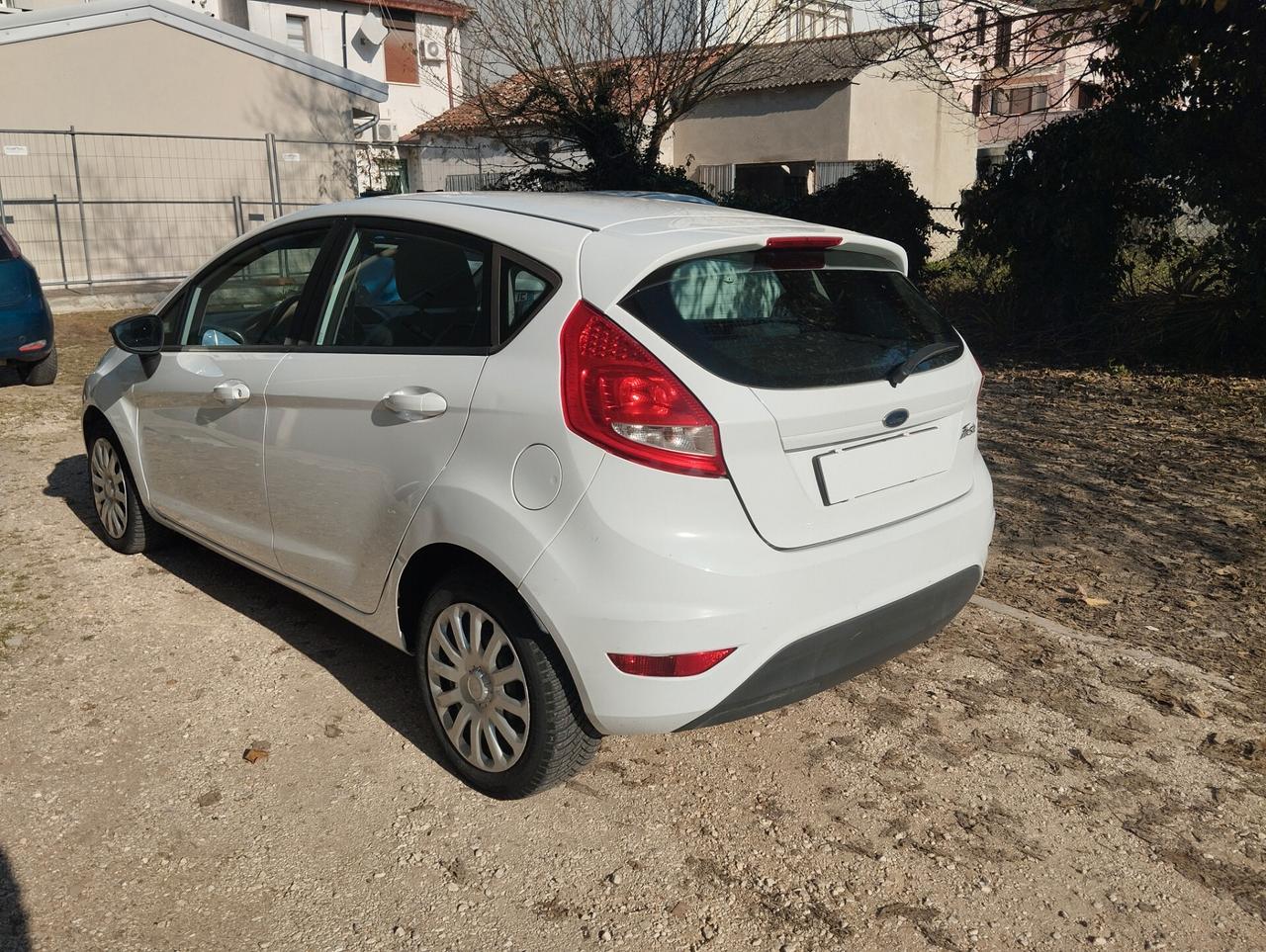 Ford Fiesta Fiesta+ 1.4 5 porte Bz.- GPL
