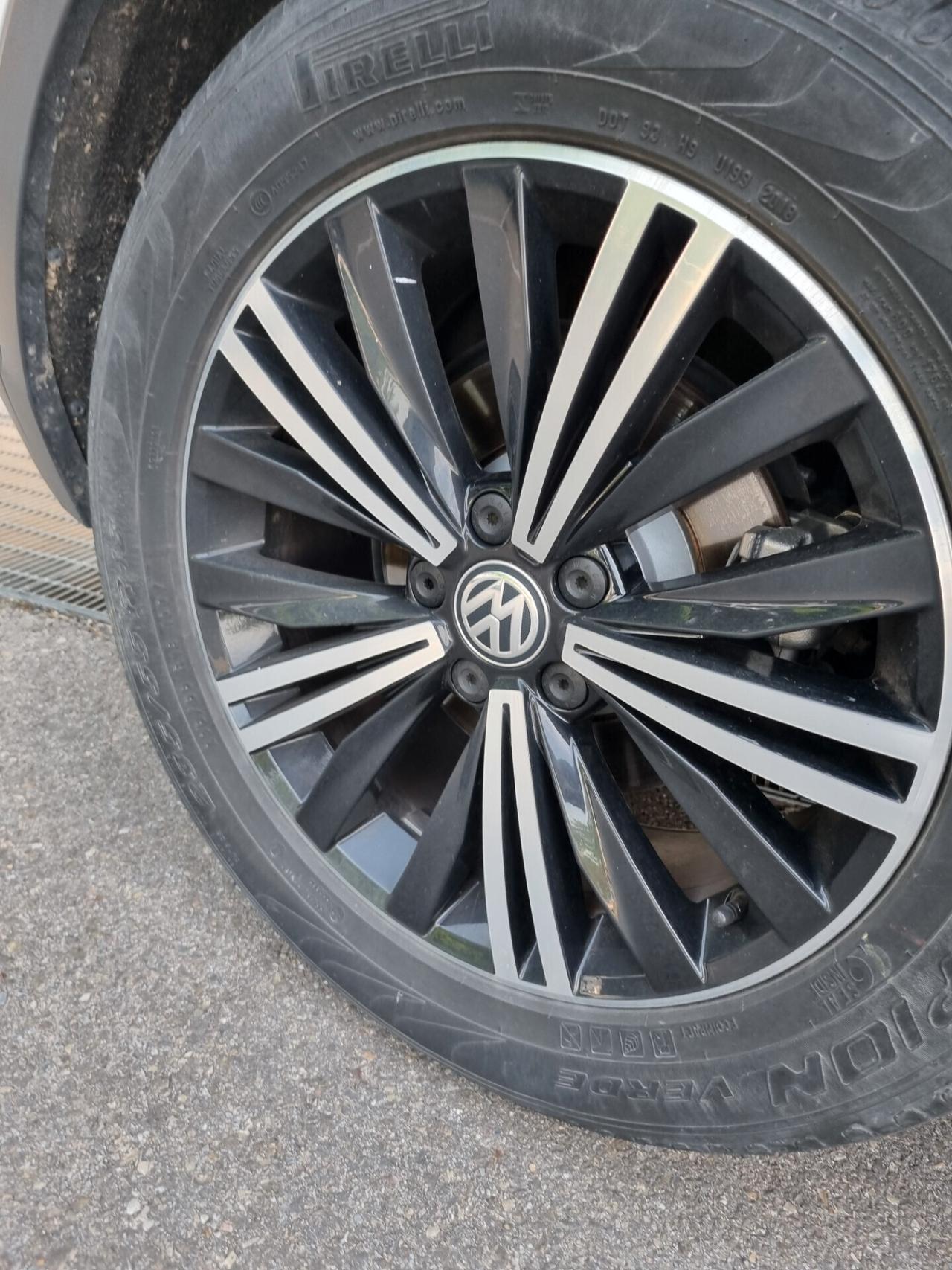 Volkswagen Tiguan 1.6 TDI Business Neopatentati
