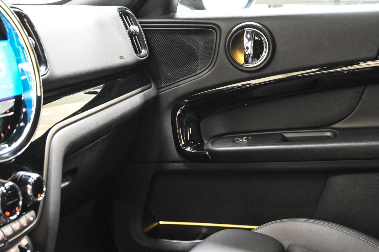 MINI Mini Countrym.(F60) Mini 1.5 Cooper Busine...