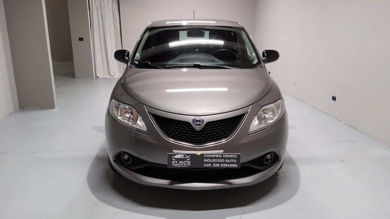 Lancia Ypsilon 1.0 FireFly 5 porte S&S Hybrid Ecochic Gold