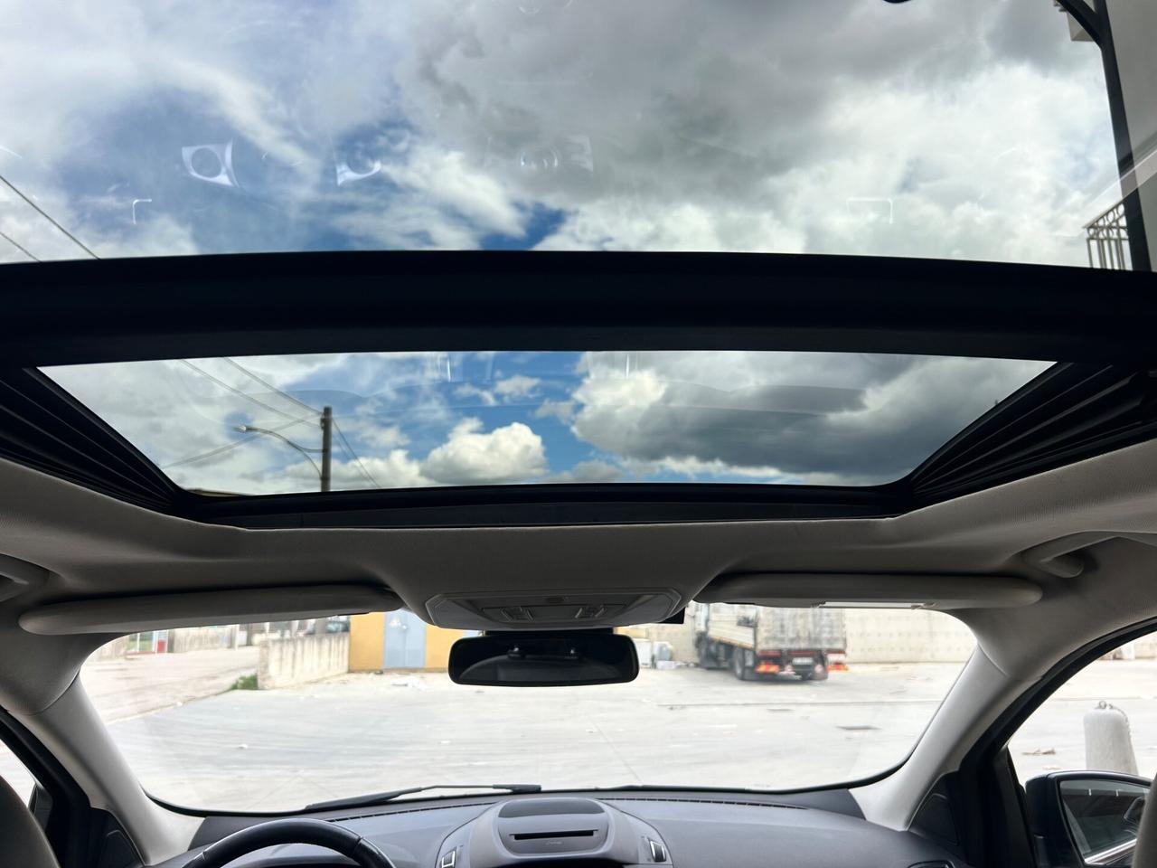 Ford Kuga 2.0 TDCI 120 CV S&S 2WD Titanium