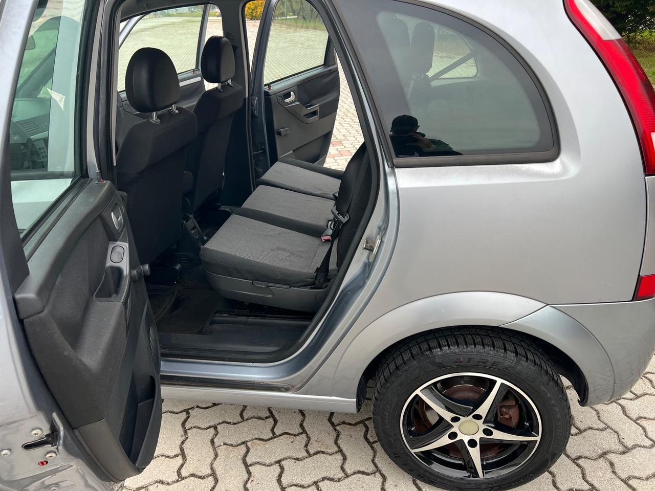 Opel Meriva 1.7 CDTI 101CV Cosmo