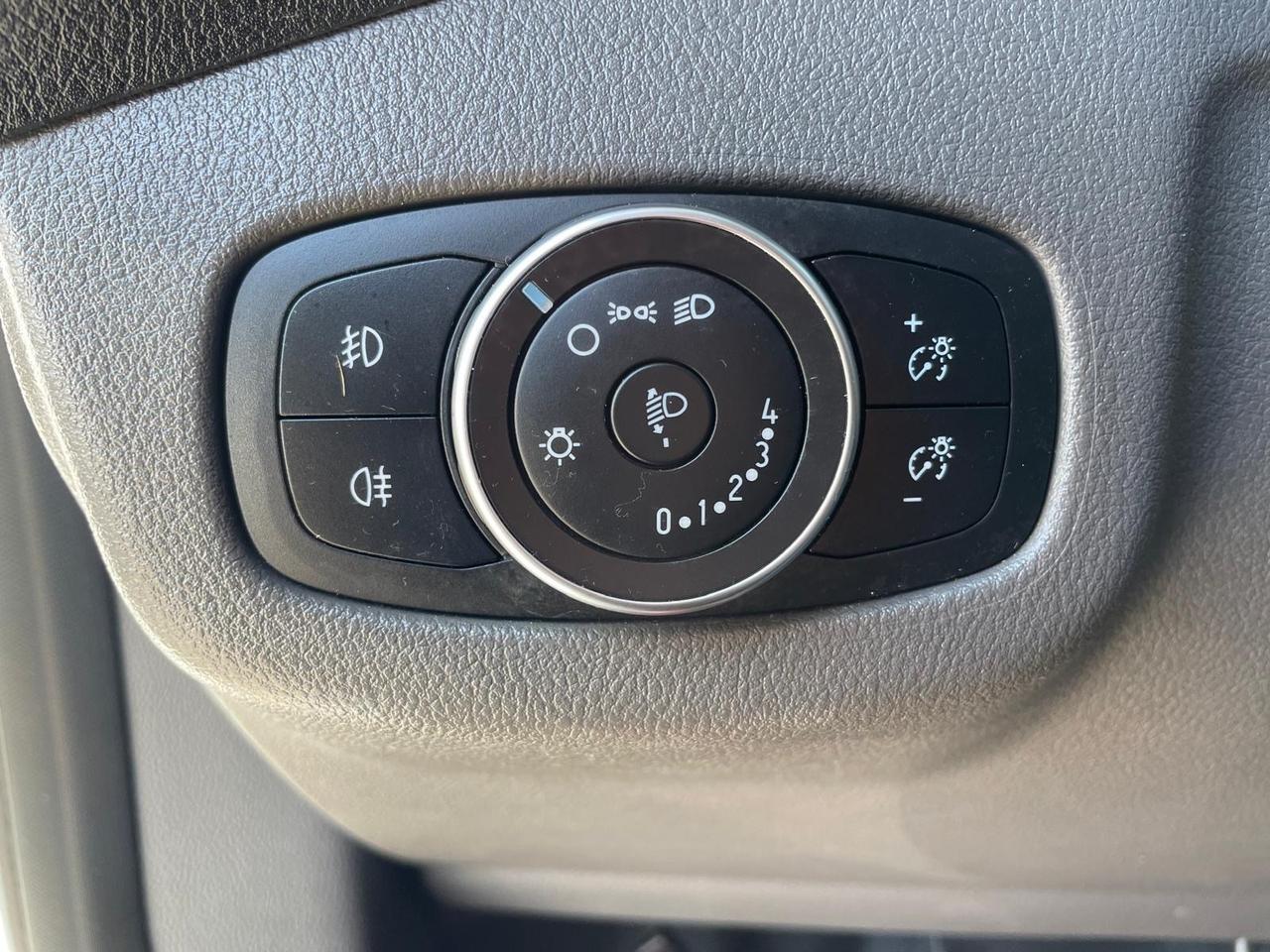 Ford Transit Connect L2 PASSO LUNGO 3 POSTI 1.5 TDCI 120CV E6D PRONTO