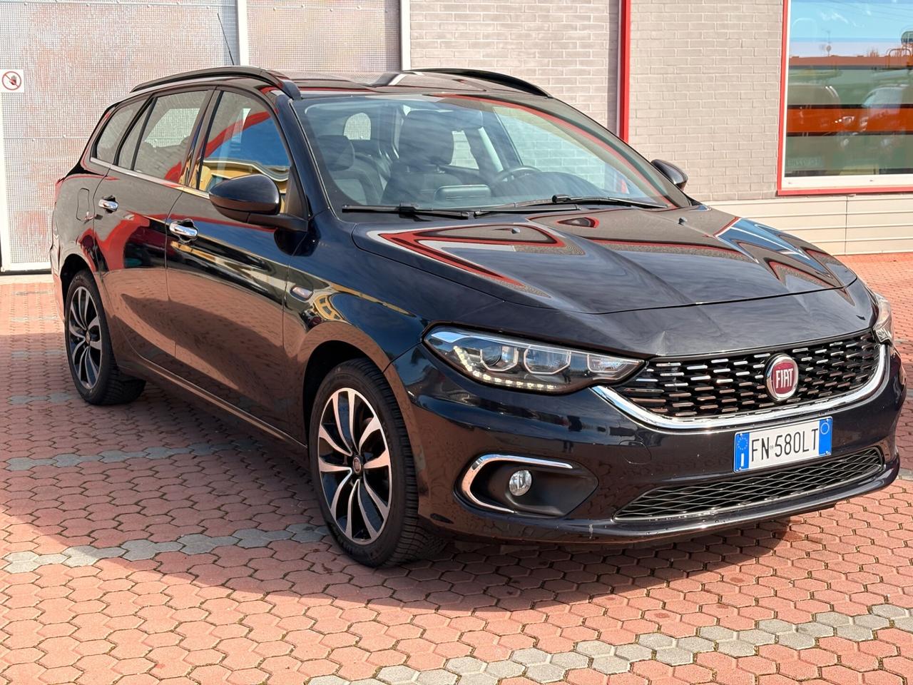 Fiat Tipo 1.6 Lounge - Neopatentati