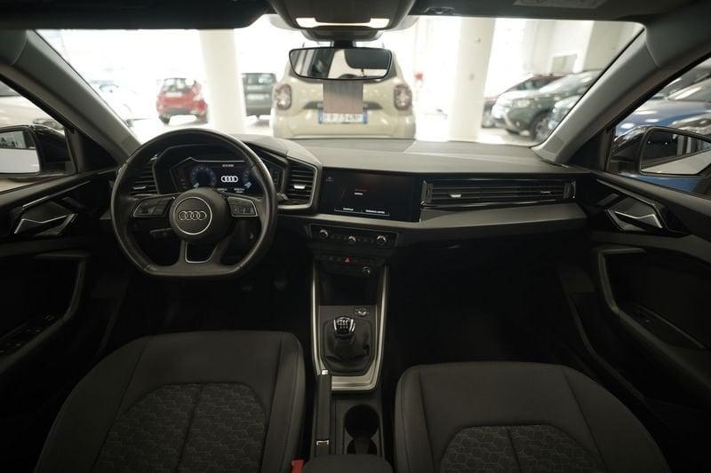 Audi A1 II 2019 Sportback Sportback 30 1.0 tfsi S Line Edition 110cv