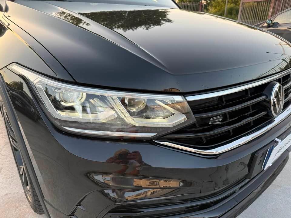 Volkswagen Tiguan 2.0 TDI 150 CV DSG R-Line
