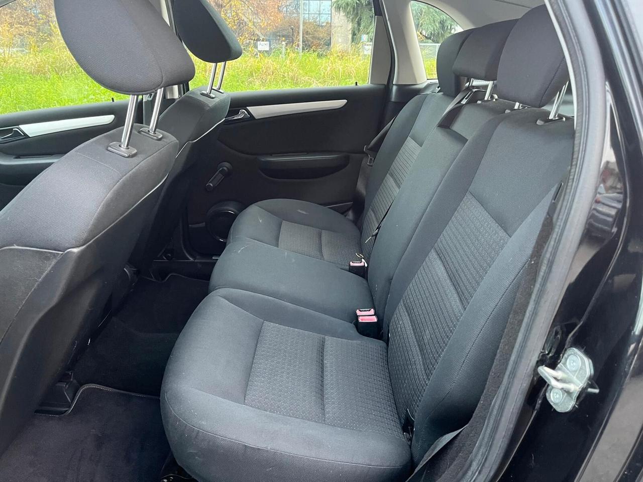 Mercedes-benz B 180 CDI **CAMBIO PROBLEMATICO**