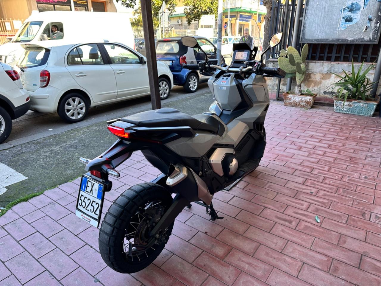 Honda X-adv 2021