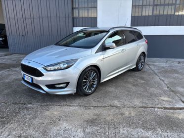 Ford Focus 1.5 TDCi ST Line. EURO 6B. Garanzia