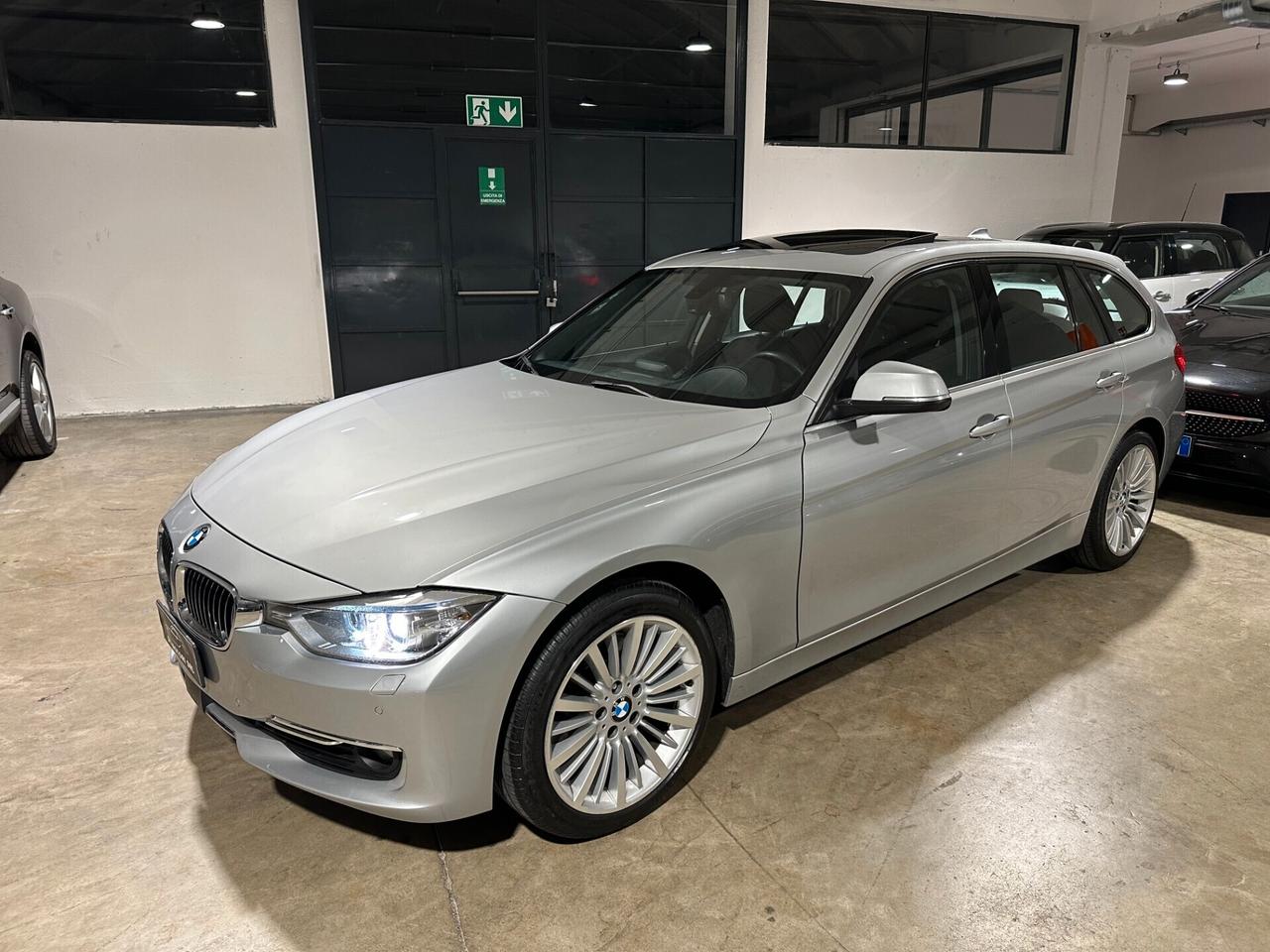 Bmw 330 dA xDrive Touring Luxury - TETTO ADAPTIVE CRUISE