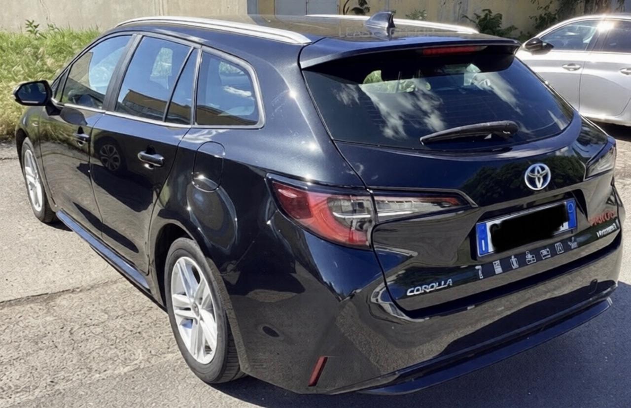 Toyota Corolla Touring Sports 1.8 Hybrid Business Tech