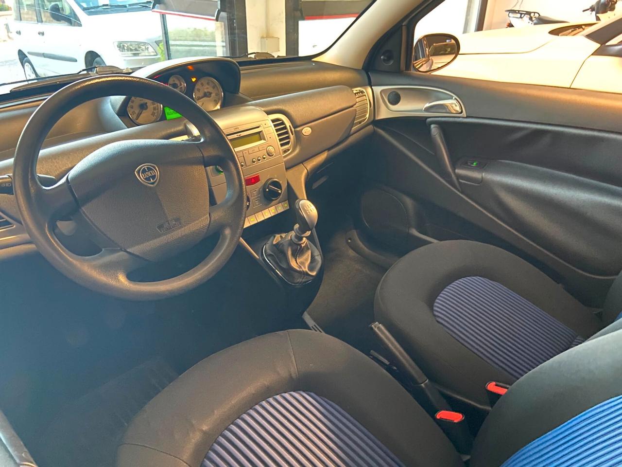 Lancia Ypsilon 1.2 Argento