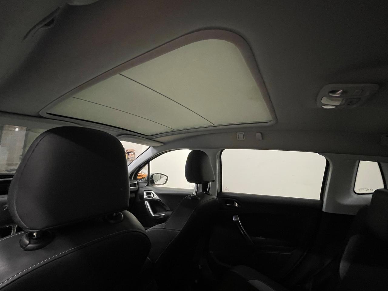 Peugeot 2008 1.6 e-HDi 115 CV Stop&Start Allure