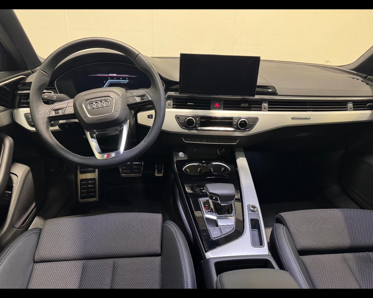 AUDI A4 AVANT 40 TDI MHEV QUATTRO S-TRONIC S LINE EDITION
