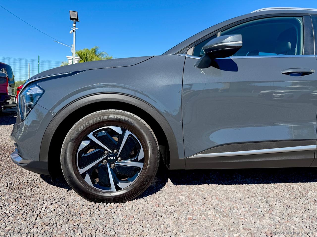 KIA Sportage 1.6 CRDi MHEV Style NAVI LED PELLE RETROCAMERA CARPLAY